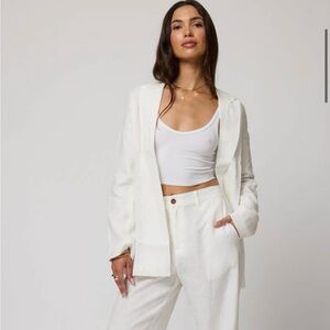 Stillwater Women’s Large White The Linen Blazer